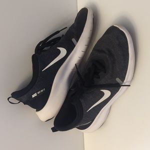 Women's Nike Flex Experience 8 - Gray Size 11